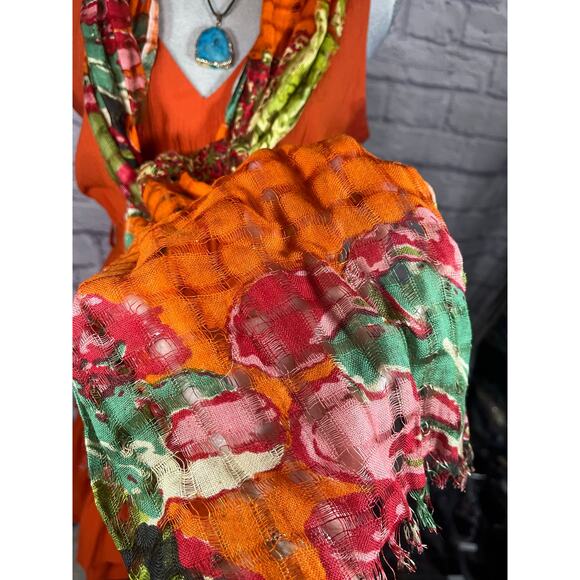 Vibrant boho scarf - Picture 4 of 4
